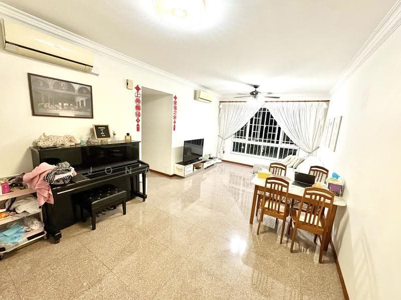 Rivervale Crest, 5 Rivervale Crescent, Hougang / Punggol / Sengkang, 3 Bedrooms, 1,206 sqft, Condominium For Sale, by Jonathan Ong, 500268331 - Living Room - PropertyGuru.com.sg
