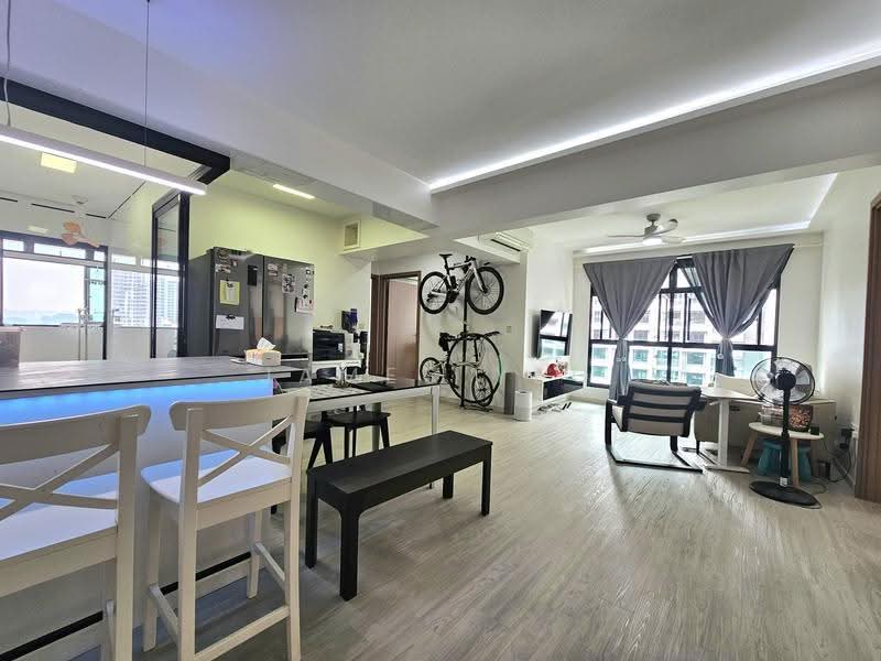413A Northshore Drive, 413A Northshore Drive, Hougang / Punggol / Sengkang, 3 Bedrooms, 1,011 sqft, HDB Flat For Sale, by James Yeo, 500268337 - Living Room - PropertyGuru.com.sg