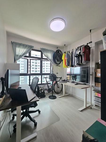 413A Northshore Drive, 413A Northshore Drive, Hougang / Punggol / Sengkang, 3 Bedrooms, 1,011 sqft, HDB Flat For Sale, by James Yeo, 500268337 - Study - PropertyGuru.com.sg