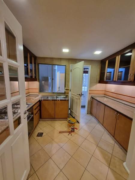 Cavenagh Lodge, 81 Cavenagh Road, Orchard / River Valley, 3 Bedrooms, 1,591 sqft, Apartment For Rent, by Johnny Chia, 500268350 - Kitchen - PropertyGuru.com.sg