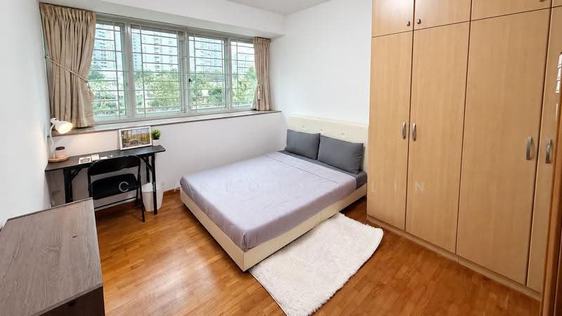 Queens, 10 Stirling Road, Alexandra / Commonwealth, Room Rental, 200 sqft, Condominium For Rent, by Charlotte Lin, 500268366 - Bedroom - PropertyGuru.com.sg