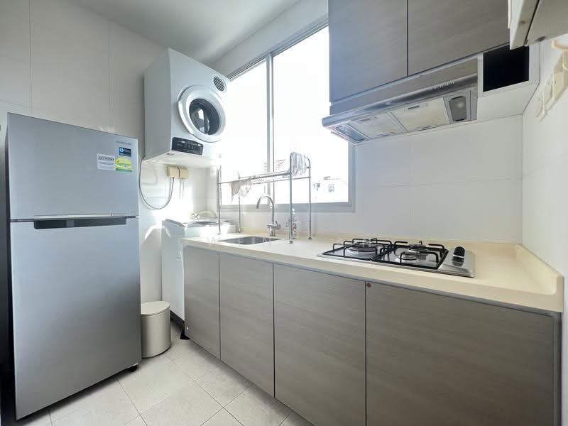 JC Residence, 3 Joo Chiat Lane, East Coast / Marine Parade, 1 Bedroom, 463 sqft, Apartment For Sale, by Owen Tan, 500268373 - Kitchen - PropertyGuru.com.sg