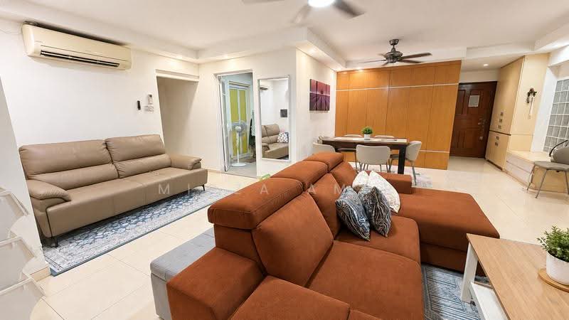 101A Punggol Field, 101A Punggol Field, Hougang / Punggol / Sengkang, 3 Bedrooms, 1,184 sqft, HDB Flat For Sale, by Mirza Amir, 500268391 - Living Room - PropertyGuru.com.sg