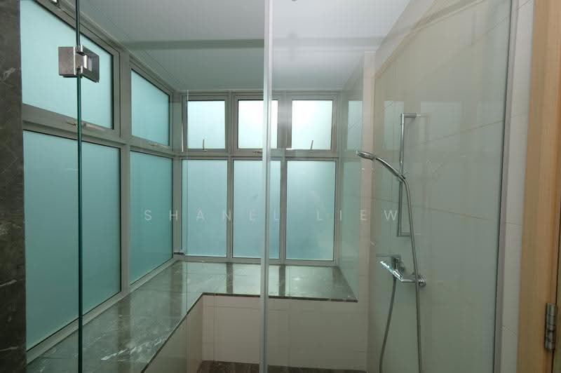 Caspian, 54 Lakeside Drive, Boon Lay / Jurong / Tuas, 3 Bedrooms, 1,001 sqft, Condominium For Sale, by Shanel Liew, 500268405 - Bathroom - PropertyGuru.com.sg