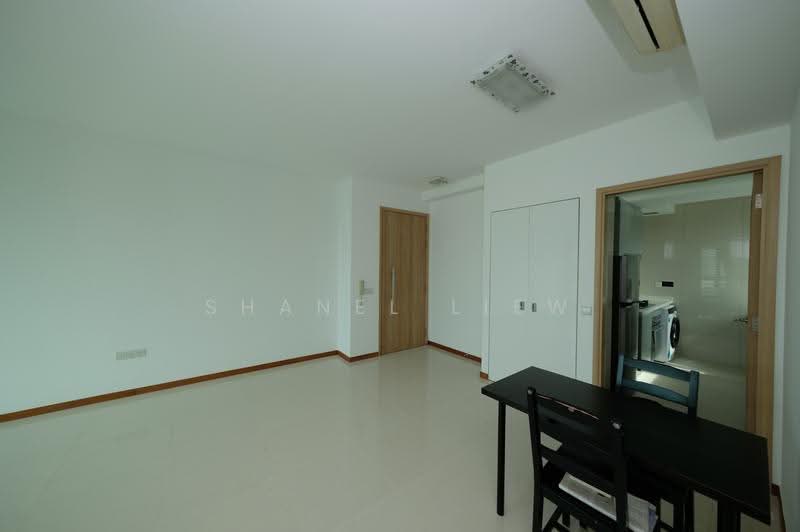Caspian, 54 Lakeside Drive, Boon Lay / Jurong / Tuas, 3 Bedrooms, 1,001 sqft, Condominium For Sale, by Shanel Liew, 500268405 - Kitchen - PropertyGuru.com.sg