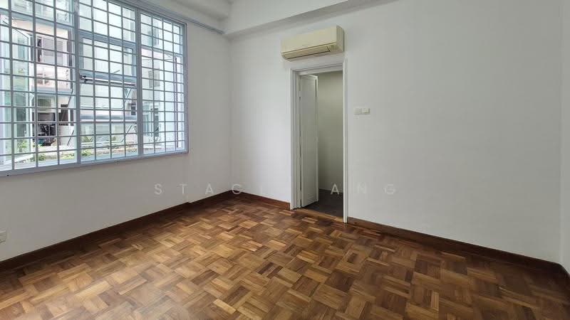 The Daffodil, 568 Upper East Coast Road, Bedok / Upper East Coast, 3 Bedrooms, 990 sqft, Apartment For Rent, by Stacey Ang, 500268412 - Bedroom 2 with Ensuite Bathroom - PropertyGuru.com.sg