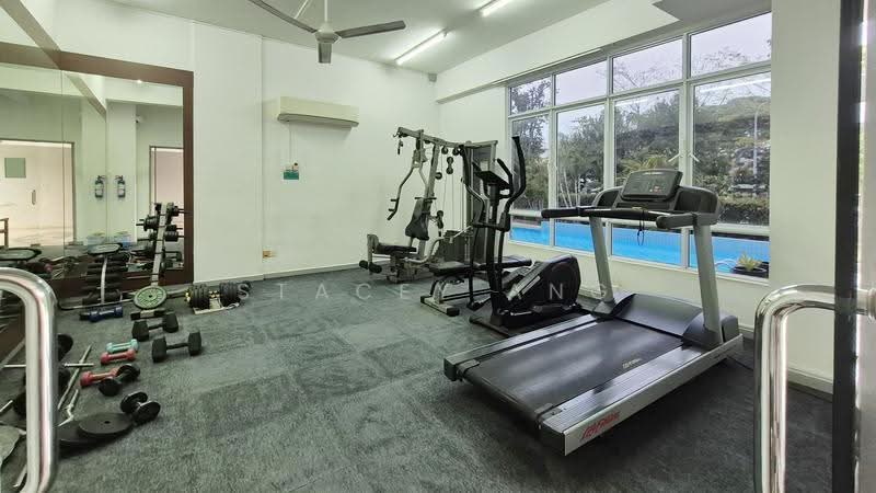 The Daffodil, 568 Upper East Coast Road, Bedok / Upper East Coast, 3 Bedrooms, 990 sqft, Apartment For Rent, by Stacey Ang, 500268412 - Gym overlooking to Pool - PropertyGuru.com.sg