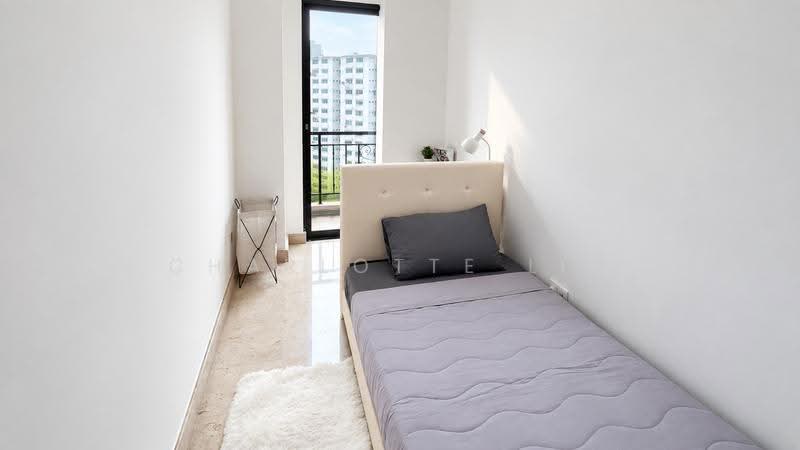 The Anchorage, 370 Alexandra Road, Alexandra / Commonwealth, Room Rental, 120 sqft, Condominium For Rent, by Charlotte Lin, 500268418 - Room 3 - PropertyGuru.com.sg