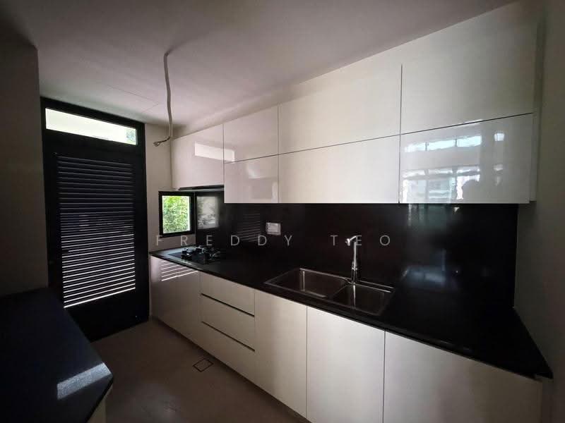 Belgravia Ace, 473 Belgravia Drive, Seletar / Yio Chu Kang, 5 Bedrooms, 4,058 sqft, Semi-Detached House For Sale, by Freddy Teo, 500268419 - Kitchen - PropertyGuru.com.sg