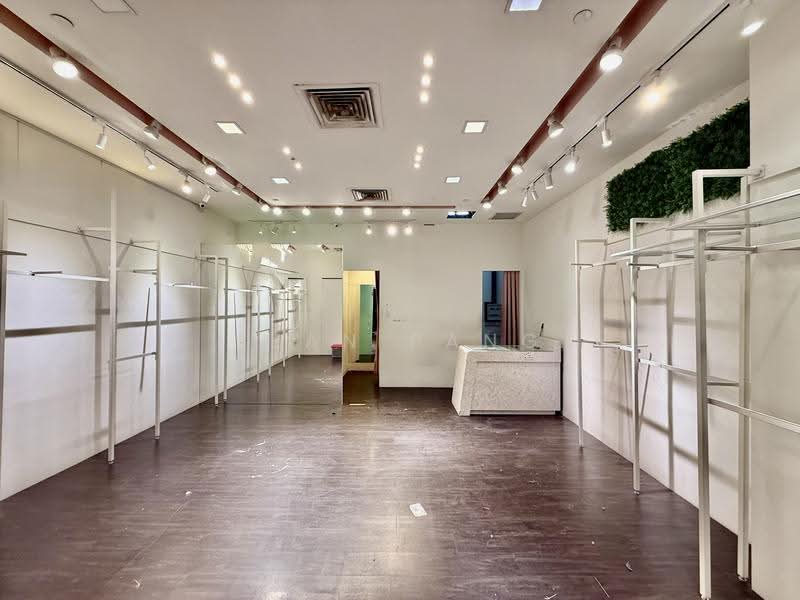 Prime Retail Space @ City Hall Vicinity | Excellent Frontage | Prime Location, City Hall / Clarke Quay, 524 sqft, Other Retail For Rent, by Sean Pang, 500268445 - Interior - CommercialGuru.com.sg