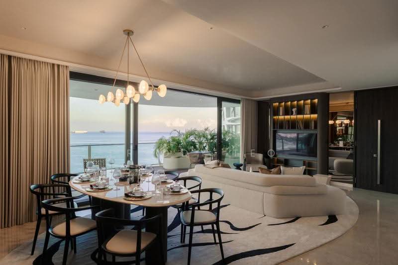 Cape Royale, 17 Cove Way, Harbourfront / Telok Blangah, 3 Bedrooms, 1,679 sqft, Condominium For Sale, by Freddy Teo, 500268450 - Living Room - PropertyGuru.com.sg