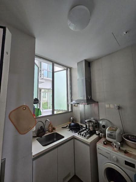 Ventuno Balmoral, 21 Balmoral Road, Tanglin / Holland / Bukit Timah, 3 Bedrooms, 1,313 sqft, Condominium For Sale, by Tiffany Sheng, 500268456 - Kitchen - PropertyGuru.com.sg