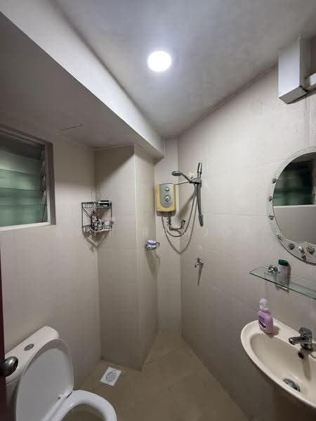 Melville Park, 12 Simei Street 1, Pasir Ris / Tampines, 3 Bedrooms, 1,335 sqft, Condominium For Rent, by Asif Ramjoo, 500268475 - Bathroom - PropertyGuru.com.sg