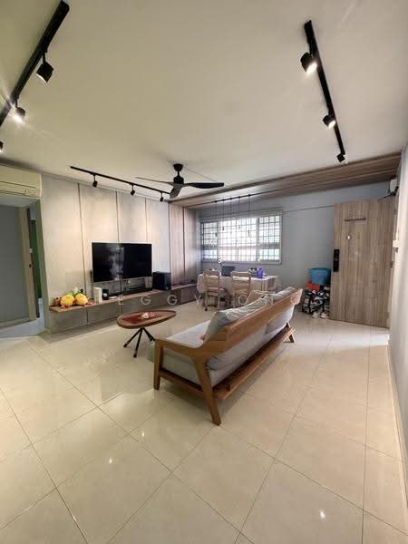 221A Jurong East Street 21, 221A Jurong East Street 21, Boon Lay / Jurong / Tuas, Room Rental, 130 sqft, HDB Flat For Rent, by Peggy Ong, 500268495 - Living Room - PropertyGuru.com.sg