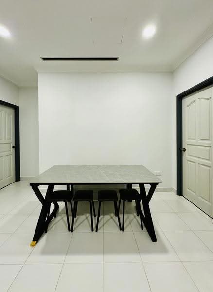 The Summit, 461 Upper East Coast Road, Bedok / Upper East Coast, 3 Bedrooms, 1,249 sqft, Condominium For Sale, by Eleanor Chong, 500268521 - Dining Room - PropertyGuru.com.sg