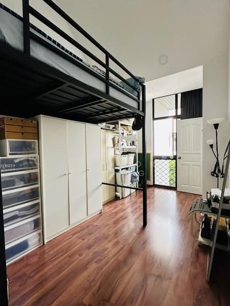 The Summit, 461 Upper East Coast Road, Bedok / Upper East Coast, 3 Bedrooms, 1,249 sqft, Condominium For Sale, by Eleanor Chong, 500268521 - Bedroom - PropertyGuru.com.sg
