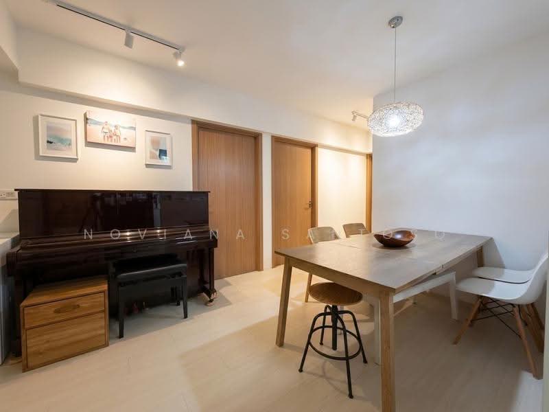 461C Bukit Batok West Avenue 8, 461C Bukit Batok West Avenue 8, Dairy Farm / Bukit Panjang / Choa Chu Kang, 4 Bedrooms, 1,302 sqft, HDB Flat For Sale, by Noviana Santoso, 500268525 - Dining Room - PropertyGuru.com.sg