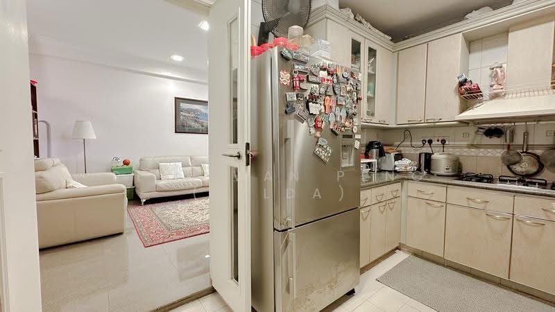 Regent Park, 26 Jalan Lempeng, Buona Vista / West Coast / Clementi New Town, 3 Bedrooms, 1,173 sqft, Condominium For Sale, by Seah Wan Peng (Gilda), 500268530 - Kitchen - PropertyGuru.com.sg