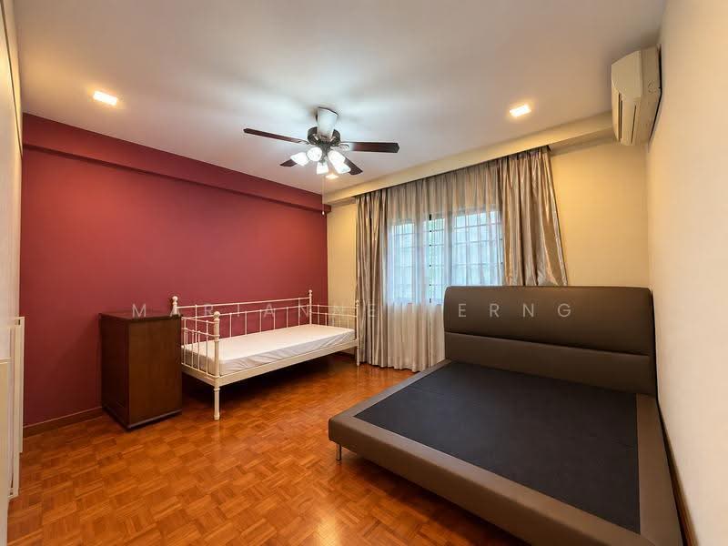 Leith Park, Leith Park | Leith Road | Rosyth Road | Philips Avenue | Chepstow Close | Ripley Crescent | Brighton Crescent | Brighton Avenue | Marlene Avenue | St Helier's Avenue | Serangoon Garden Way | Kovan, Hougang / Punggol / Sengkang, 4 Bedrooms, 3,000 sqft, Corner Terrace For Rent, by Marianne Terng, 500268541 - Bedroom - PropertyGuru.com.sg