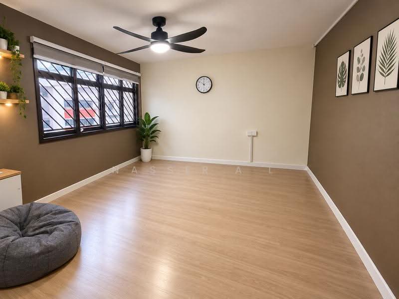 456 Tampines Street 42, 456 Tampines Street 42, Pasir Ris / Tampines, 3 Bedrooms, 1,313 sqft, HDB Flat For Sale, by Nasser A L, 500268575 - Living Room - PropertyGuru.com.sg