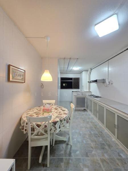 232 Pending Road, 232 Pending Road, Dairy Farm / Bukit Panjang / Choa Chu Kang, 2 Bedrooms, 721 sqft, HDB Flat For Sale, by Wilson Neo, 500268577 - Kitchen - PropertyGuru.com.sg