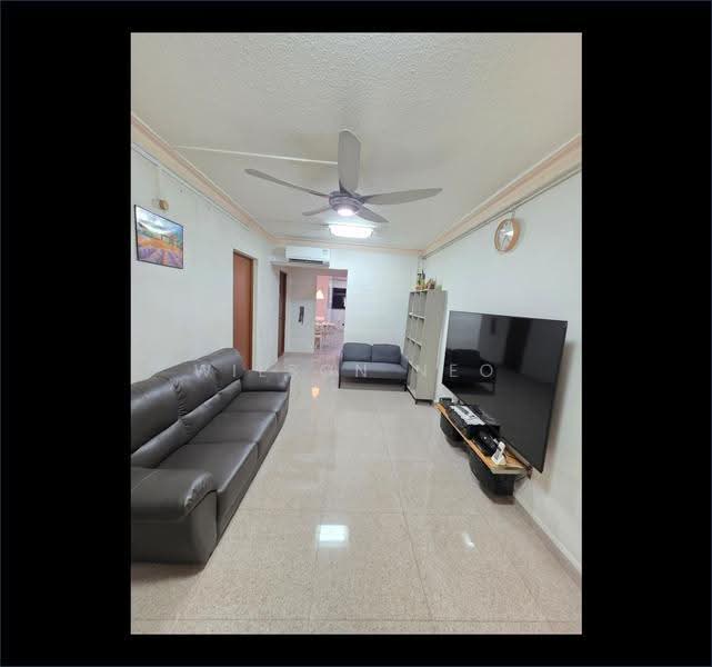 232 Pending Road, 232 Pending Road, Dairy Farm / Bukit Panjang / Choa Chu Kang, 2 Bedrooms, 721 sqft, HDB Flat For Sale, by Wilson Neo, 500268577 - Living Room - PropertyGuru.com.sg
