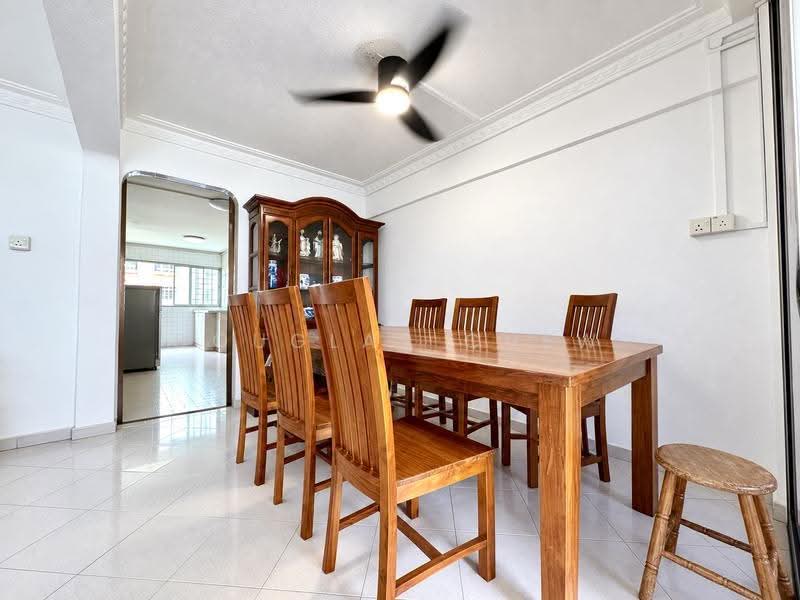 624 Hougang Avenue 8, 624 Hougang Avenue 8, Hougang / Punggol / Sengkang, 3 Bedrooms, 1,313 sqft, HDB Flat For Sale, by Douglas Chew, 500268579 - Dining Room - PropertyGuru.com.sg