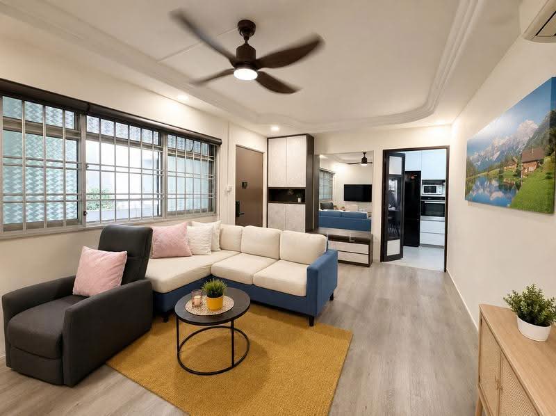 477 Sembawang Drive, 477 Sembawang Drive, Sembawang / Yishun, 3 Bedrooms, 926 sqft, HDB Flat For Sale, by Karine Lee, 500268610 - Living Room - PropertyGuru.com.sg