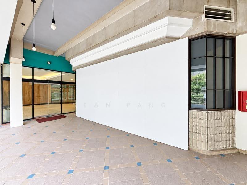 Prime L1 F&B Space with Excellent Frontage @ Orchard Road | Rarely available, Orchard / River Valley, 2,379 sqft, Food & Beverage For Rent, by Sean Pang, 500268611 - Entrance - CommercialGuru.com.sg