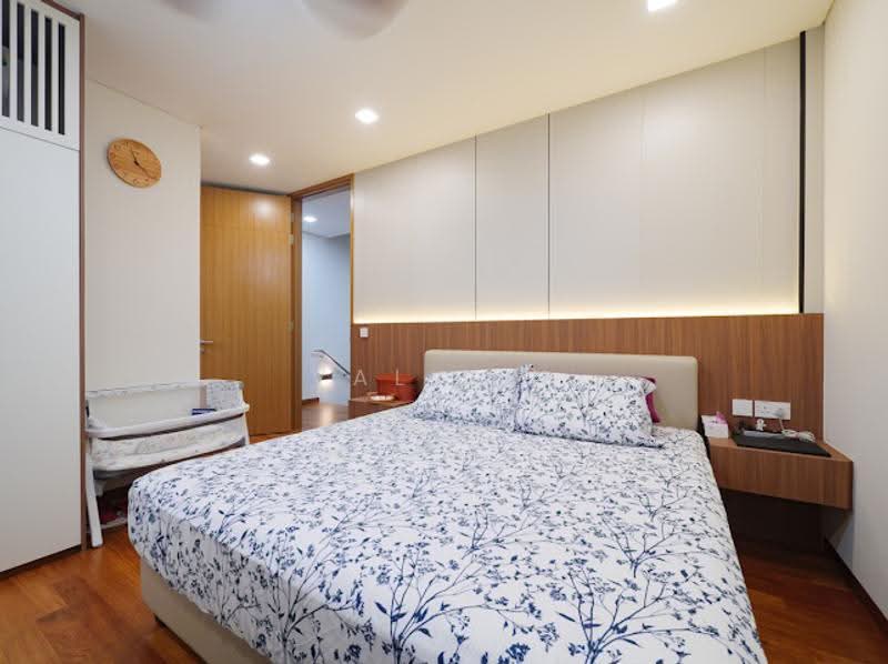✦ GIANT ✦ Almost New Move In Ready Semi-D 2.5sty with Pool Lift EV I Near Kembangan MRT B, Almost New! Rebuilt Huge Build Semi D w Lift Multi Gen Living, Eunos / Geylang / Paya Lebar, 7 Bedrooms, 5,678 sqft, Semi-Detached House For Sale, by Val Lin, 500268614 - Bedroom - PropertyGuru.com.sg
