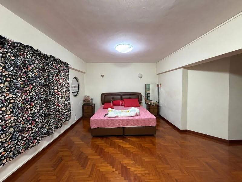 SPACIOUS 2.5-STOREY INTER-TERRACE IN KEMBANGAN ESTATE, Eunos / Geylang / Paya Lebar, 5 Bedrooms, 4,500 sqft, Terraced House For Sale, by Collin Tan, 500268617 - PropertyGuru.com.sg