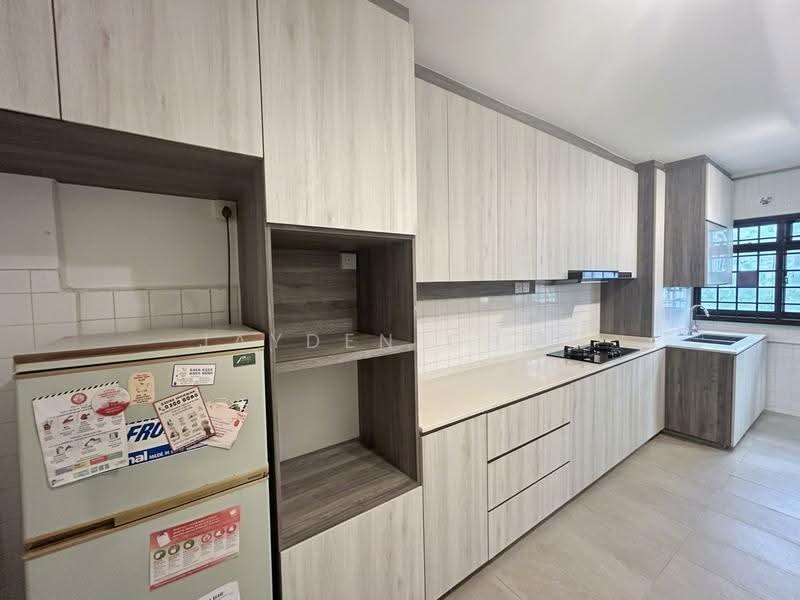 518 Jurong West Street 52, 518 Jurong West Street 52, Boon Lay / Jurong / Tuas, 2 Bedrooms, 797 sqft, HDB Flat For Rent, by Jayden Chen, 500268618 - Kitchen - PropertyGuru.com.sg