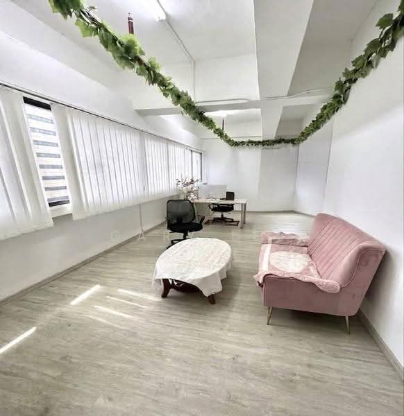 Tong Lee Building, 35 Kallang Pudding Road, Macpherson / Potong Pasir, 300 sqft, Light Industrial (B1) For Rent, by Gary Lee, 500268621 - Study - CommercialGuru.com.sg