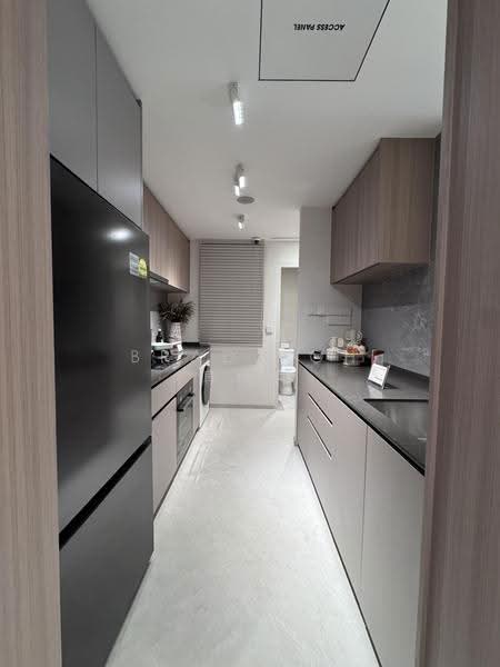 Lucerne Grand, Lakeside Drive, Boon Lay / Jurong / Tuas, 3 Bedrooms, 1,001 sqft, Condominium For Sale, by Brad Poh 傅杨评, 500268622 - Kitchen - PropertyGuru.com.sg