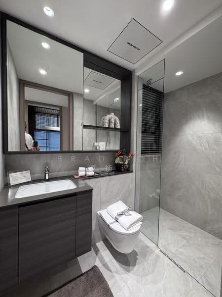 Lucerne Grand, Lakeside Drive, Boon Lay / Jurong / Tuas, 3 Bedrooms, 1,001 sqft, Condominium For Sale, by Brad Poh 傅杨评, 500268622 - Bathroom - PropertyGuru.com.sg