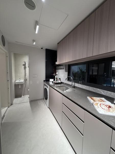 Lucerne Grand, Lakeside Drive, Boon Lay / Jurong / Tuas, 4 Bedrooms, 1,432 sqft, Condominium For Sale, by Brad Poh 傅杨评, 500268623 - Kitchen - PropertyGuru.com.sg