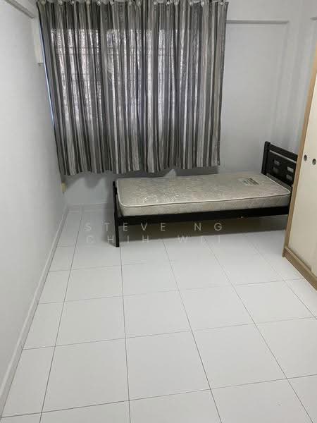 226 Lorong 8 Toa Payoh, 226 Lorong 8 Toa Payoh, Balestier / Toa Payoh, 3 Bedrooms, 900 sqft, HDB Flat For Rent, by Steve Ng Chih Wei, 500268627 - Bedroom - PropertyGuru.com.sg