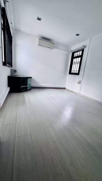 121 Sengkang East Way, Sengkang East Way, 3 Bedrooms, 1,184 sqft, HDB Flat For Sale, by Shermin Lim, 500268628 - PropertyGuru.com.sg