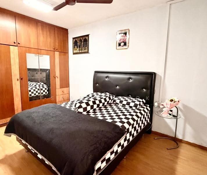 524 Hougang Avenue 6, 524 524, Hougang / Punggol / Sengkang, 3 Bedrooms, 1,130 sqft, HDB Flat For Sale, by Shan Farook, 500268630 - MASTER BEDROOM - PropertyGuru.com.sg