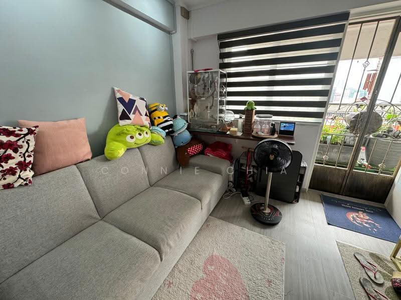 9 Selegie Road, 9 Selegie Road, Beach Road / Bugis / Rochor, Room Rental, 250 sqft, HDB Flat For Rent, by Connie Chia, 500268645 - Living Room - PropertyGuru.com.sg