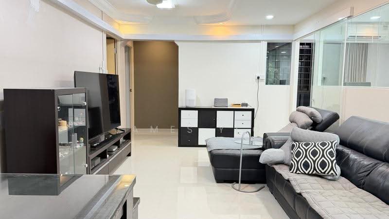 114 Rivervale Walk, 114 Rivervale Walk, Hougang / Punggol / Sengkang, 3 Bedrooms, 1,313 sqft, HDB Flat For Sale, by James Yeo, 500268647 - Living Room - PropertyGuru.com.sg