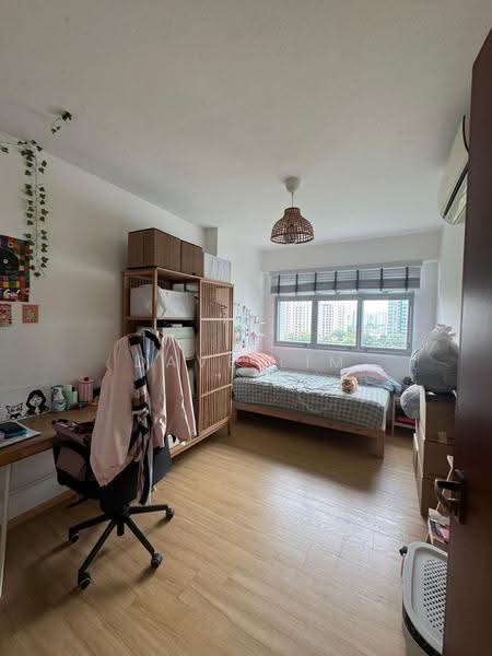 471B Upper Serangoon Crescent, 471B Upper Serangoon Crescent, Hougang / Punggol / Sengkang, 3 Bedrooms, 1,206 sqft, HDB Flat For Sale, by Dave Lim, 500268648 - Bedroom - PropertyGuru.com.sg
