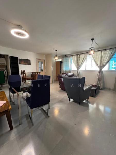 349 Yishun Avenue 11, 349 Yishun Avenue 11, Sembawang / Yishun, 3 Bedrooms, 1,109 sqft, HDB Flat For Sale, by Sherry Ang, 500268652 - Living Room - PropertyGuru.com.sg