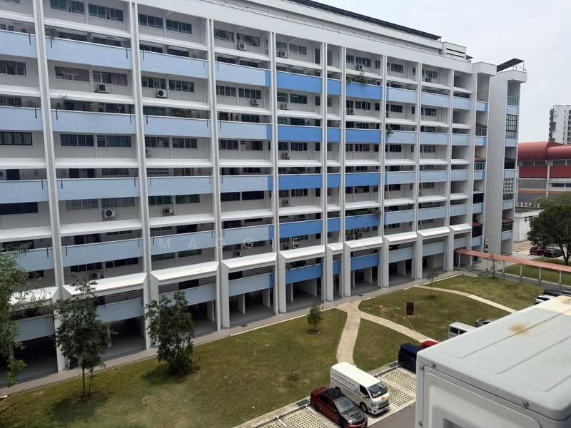 718 Bedok Reservoir Road, 718 Bedok Reservoir Road, Bedok / Upper East Coast, 3 Bedrooms, 1,423 sqft, HDB Flat For Sale, by Maggie Lee, 500268661 - Exterior - PropertyGuru.com.sg