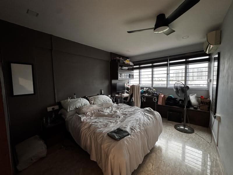 317 Serangoon Avenue 2, 317 Serangoon Avenue 2, Hougang / Punggol / Sengkang, 5 Bedrooms, 1,650 sqft, HDB Flat For Sale, by Kagen Ang, 500268663 - Bedroom - PropertyGuru.com.sg