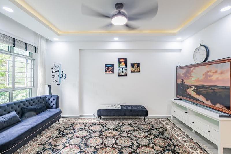 469A Meadow Spring @ Yishun, 469A Yishun Street 43, Sembawang / Yishun, 3 Bedrooms, 1,001 sqft, HDB Flat For Sale, by KOH YONG JIAN, 500268668 - Living Room - PropertyGuru.com.sg