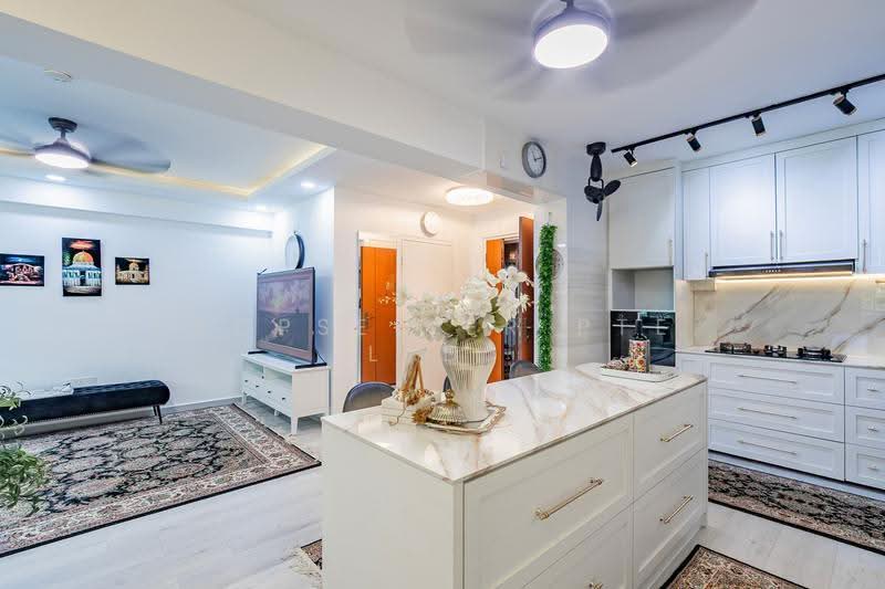 469A Meadow Spring @ Yishun, 469A Yishun Street 43, Sembawang / Yishun, 3 Bedrooms, 1,001 sqft, HDB Flat For Sale, by KOH YONG JIAN, 500268668 - Living Room - PropertyGuru.com.sg