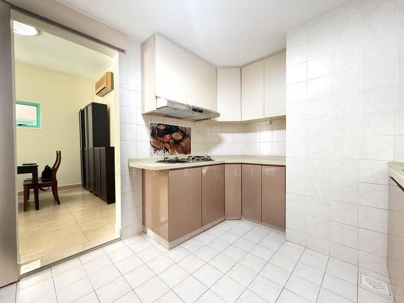 Hazel Park Condo, 15 Hazel Park Condo, Dairy Farm / Bukit Panjang / Choa Chu Kang, 2 Bedrooms, 980 sqft, Condominium For Sale, by Jesley Lim, 500268677 - Kitchen - PropertyGuru.com.sg