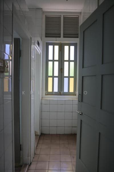 Beach Road 2nd & 3rd Floor Office Space | Ideal For Office & Business Use, Beach Road, Beach Road / Bugis / Rochor, 2,000 sqft, Office For Rent, by Kristy Ho, 500268704 - 3rd Floor Interior - CommercialGuru.com.sg