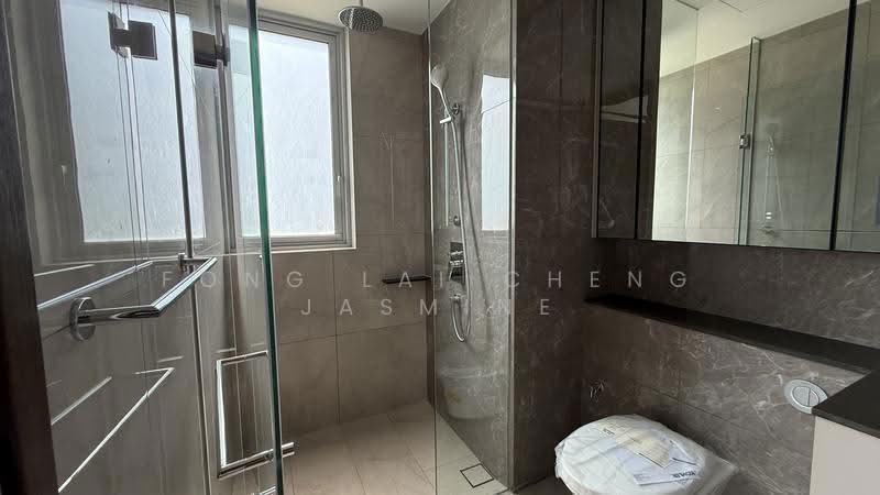 Grand Dunman, 8 Dunman Road, East Coast / Marine Parade, 3 Bedrooms, 958 sqft, Condominium For Sale, by Fong Lai Cheng Jasmine, 500268705 - Bathroom - PropertyGuru.com.sg